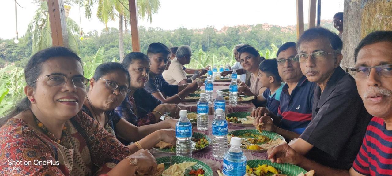 Archana Guest House River View 亨比 外观 照片